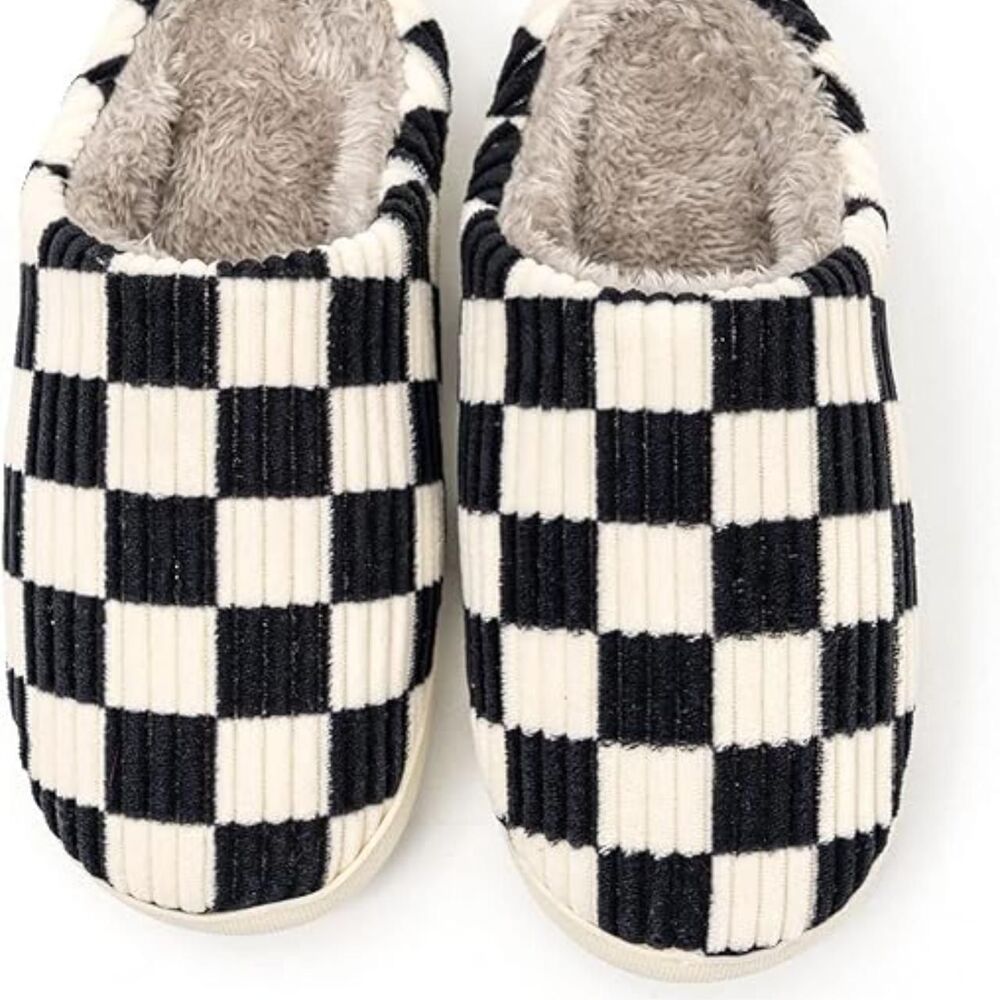NEW black and white checkerboard Soft House Shoe Slippers US 6 / 7